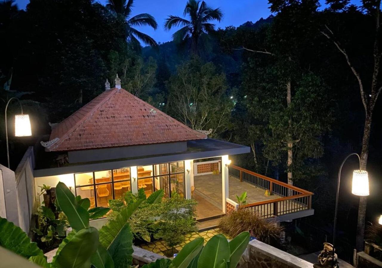 Nadira Bali Villa Munduk  Luaran gambar